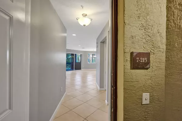 Sunrise, FL 33323,3055 NW 126th AVE 215
