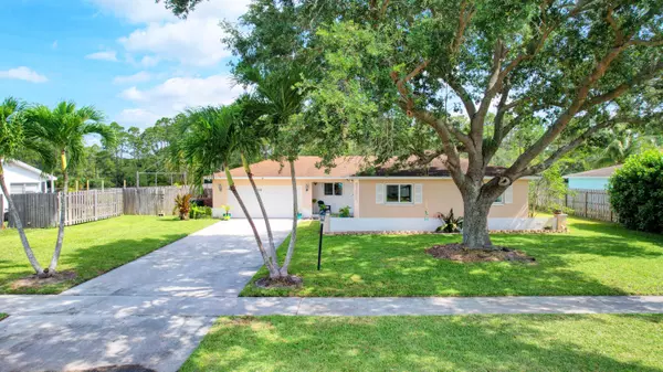 7149 Oakmont DR, Lake Worth, FL 33467