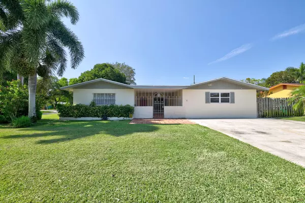 Fort Pierce, FL 34982,2401 Holiday CT