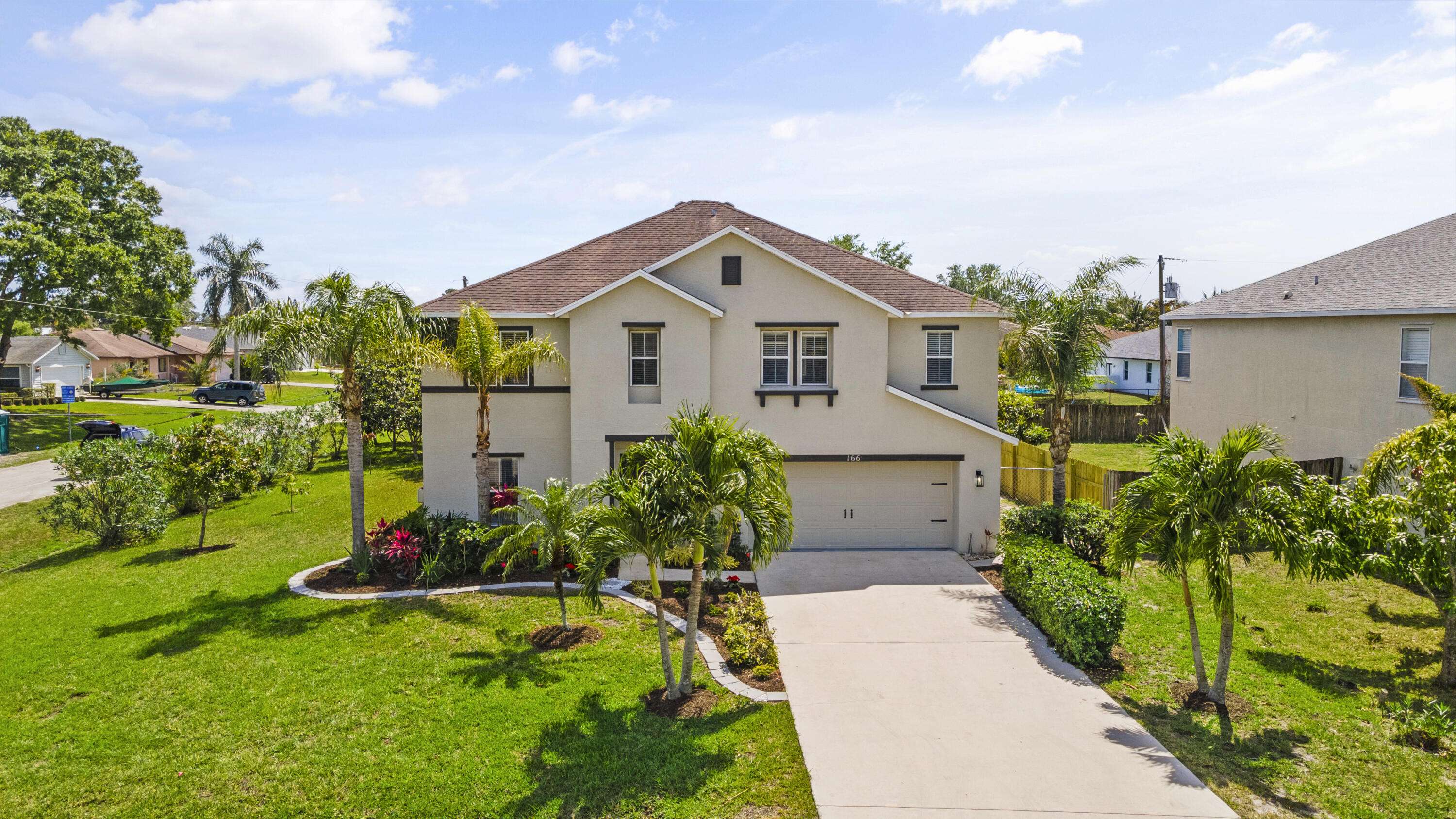 166 SW Glenwood DR, Port Saint Lucie, FL 34984