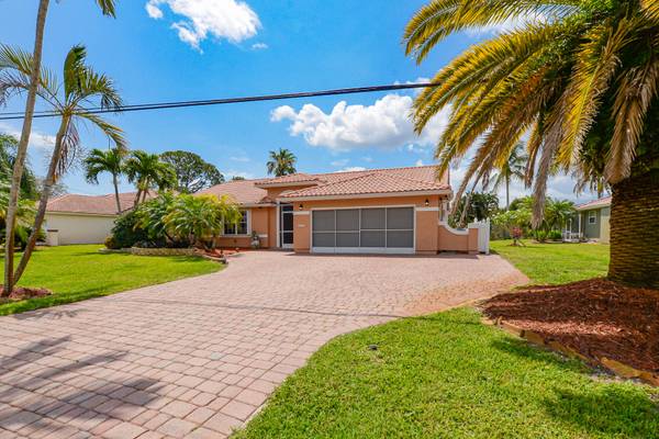 2651 SE Morningside BLVD, Port Saint Lucie, FL 34952