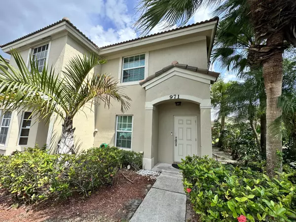 971 Summit Lake DR, West Palm Beach, FL 33406