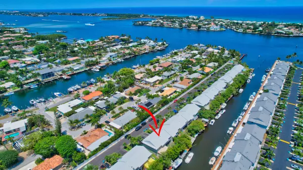 Boynton Beach, FL 33435,646 Mariners WAY