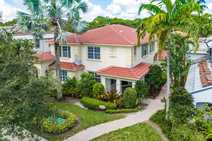 121 Evergrene Pkwy, Palm Beach Gardens, FL 33410