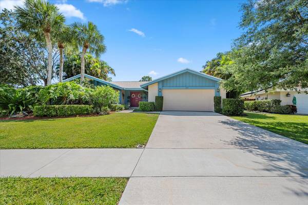 857 Brightwood WAY, Wellington, FL 33414