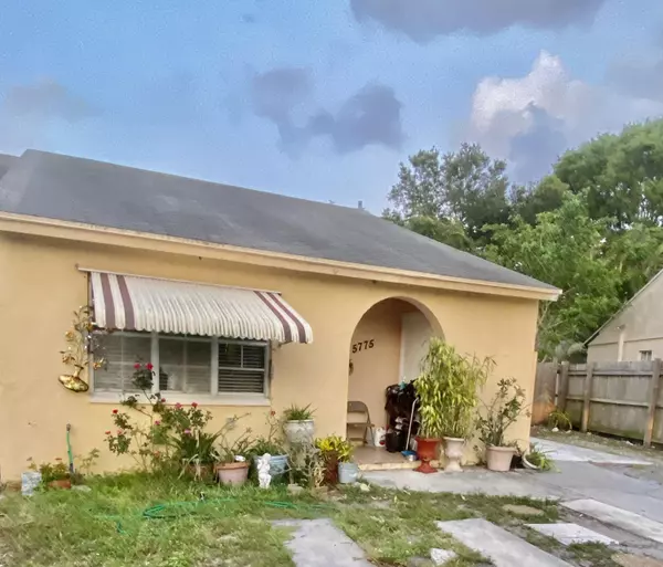 Greenacres, FL 33463,5775 S 37 ST