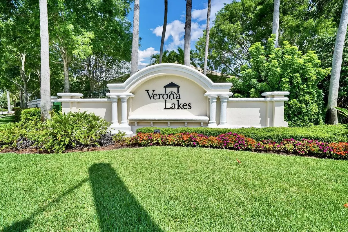 Boynton Beach, FL 33472,9550 Lago DR