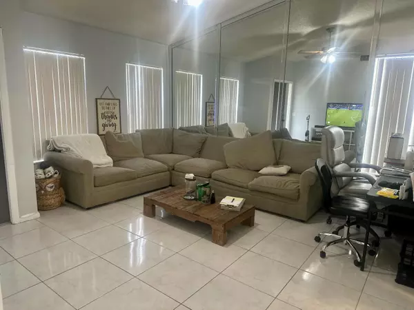 West Palm Beach, FL 33417,4385 Willow Brook CIR