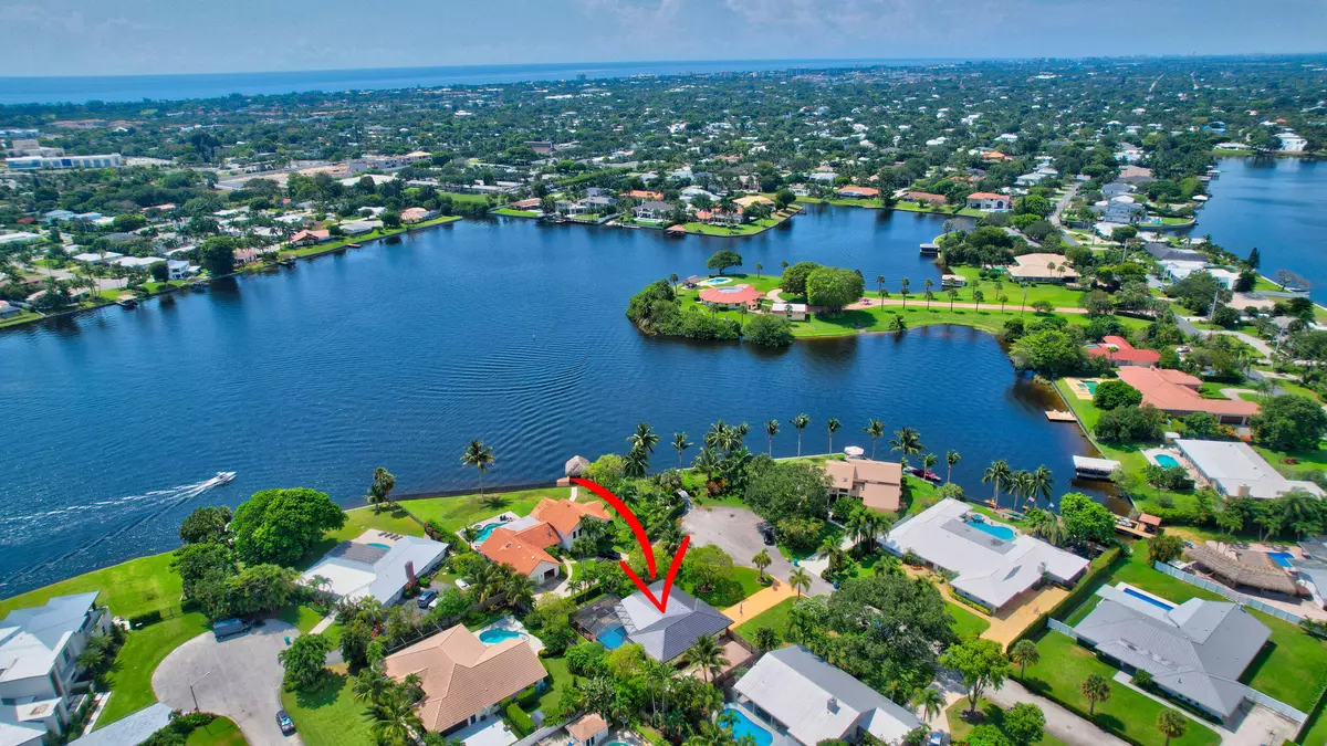 Boynton Beach, FL 33435,917 SW 38th CT