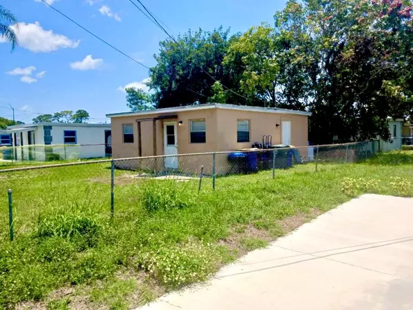 2511 Avenue L, Fort Pierce, FL 34947