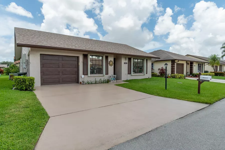 6311 White Sabal Palm LN, Greenacres, FL 33463
