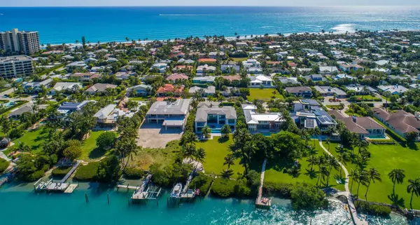 Jupiter Inlet Colony, FL 33469,102 Lighthouse DR