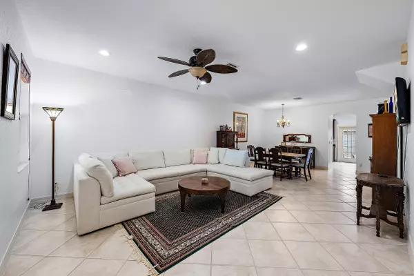 Jupiter, FL 33458,215 E Bay Cedar CIR