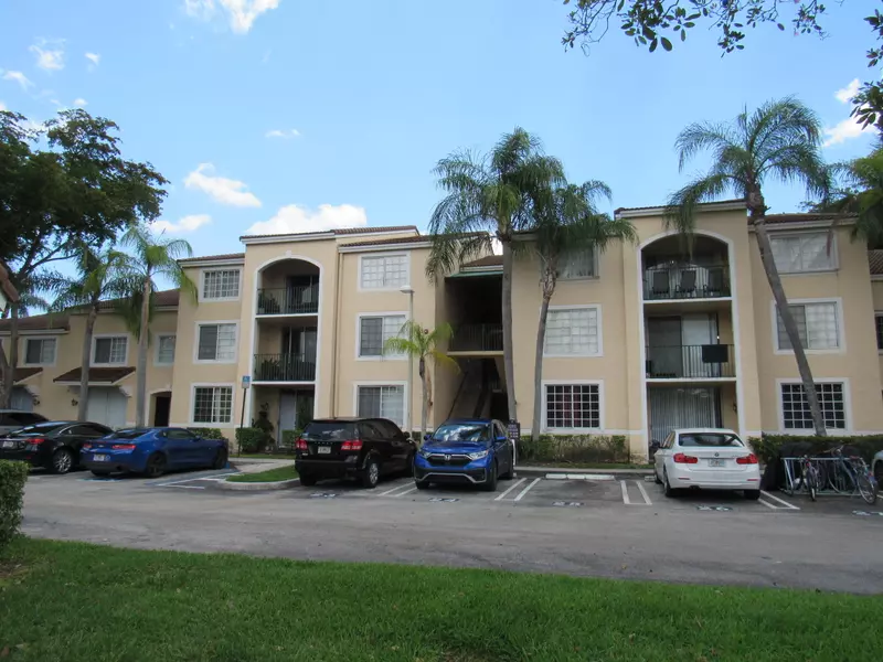 1707 Village BLVD 305, West Palm Beach, FL 33409