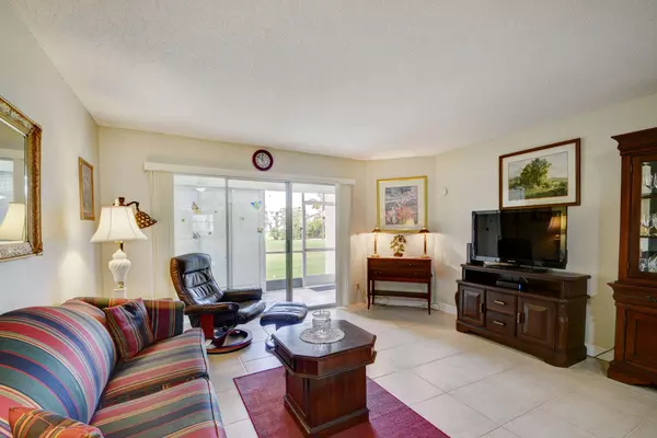 Lake Worth, FL 33467,3661 Via Poinciana 114