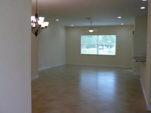 Port Saint Lucie, FL 34986,10286 Canossa WAY