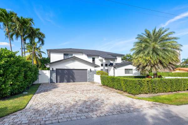 Boca Raton, FL 33432,811 SE 31st ST