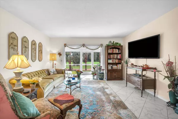 Boca Raton, FL 33432,200 E Royal Palm RD 1030