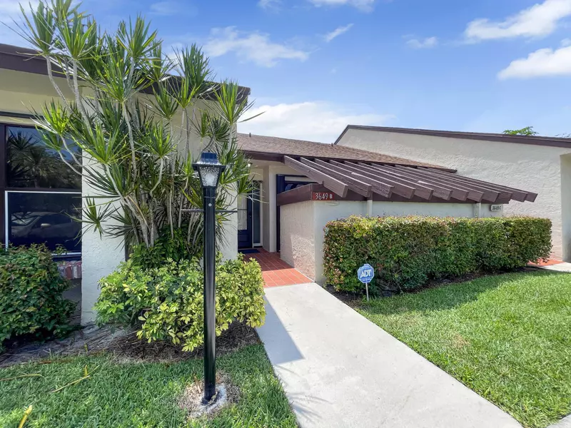 3649 Wash RD B, Lake Worth, FL 33467