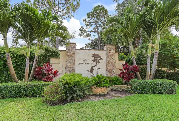 Palm Beach Gardens, FL 33410,159 Oakwood LN