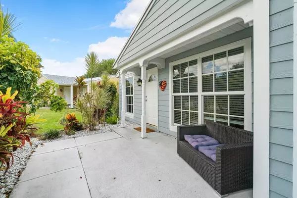 Boynton Beach, FL 33472,5360 Courtney CIR