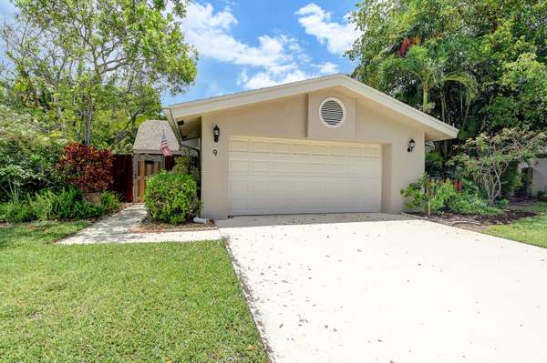 9 Baytree CIR,  Boynton Beach,  FL 33436