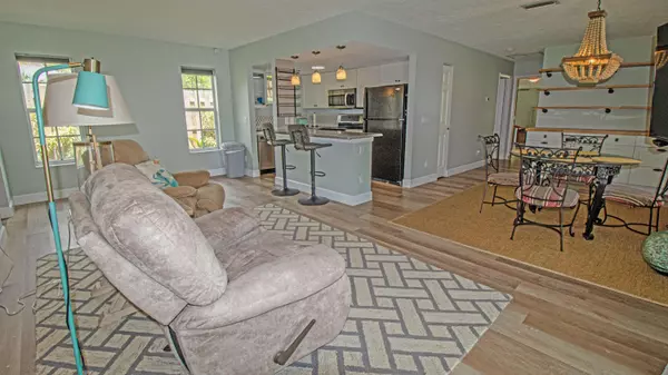 9426 SE Venus ST Hobe Sound, FL 33455