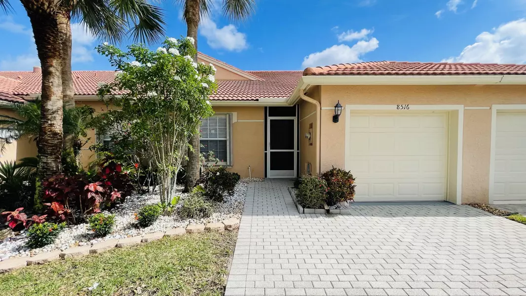 8516 Logia CIR, Boynton Beach, FL 33472