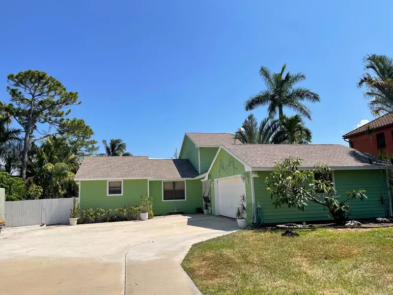 3736 Edgar AVE, Boynton Beach, FL 33436