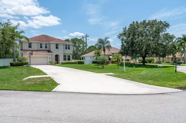 Port Saint Lucie, FL 34986,5812 NW Windy Pines LN