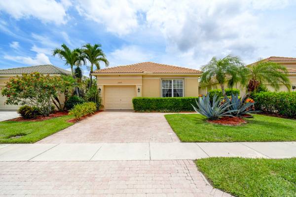 15499 Fiorenza CIR, Delray Beach, FL 33446