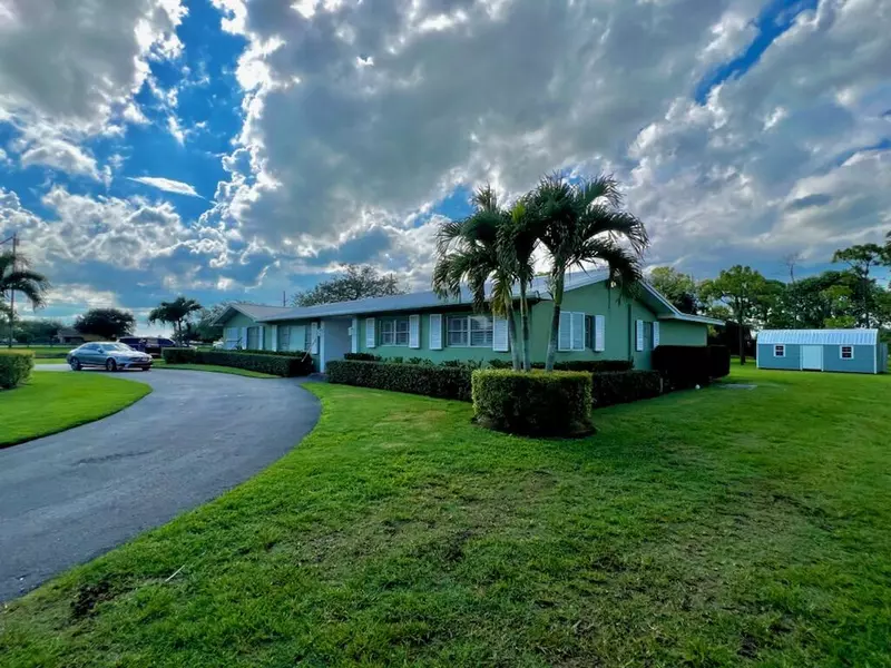 1601 SE Avenue K PL, Belle Glade, FL 33430