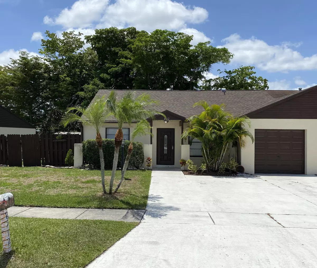 Lake Worth, FL 33467,8512 Blue Cypress DR