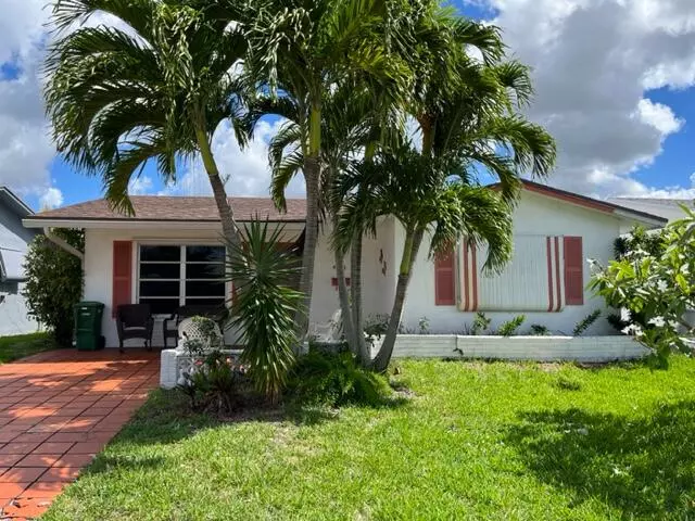 4915 NW 54 ST, Tamarac, FL 33319