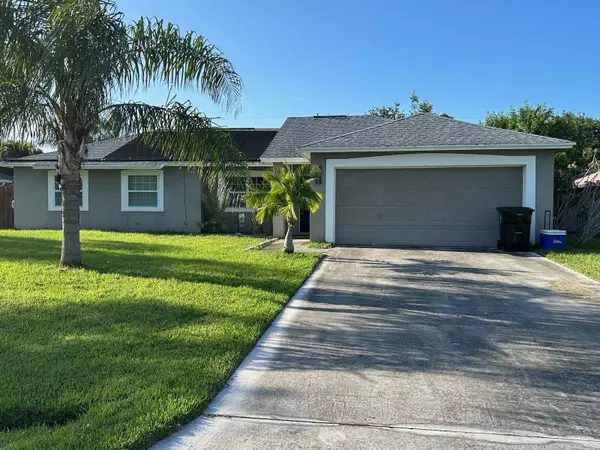 641 SE Damask AVE, Port Saint Lucie, FL 34983