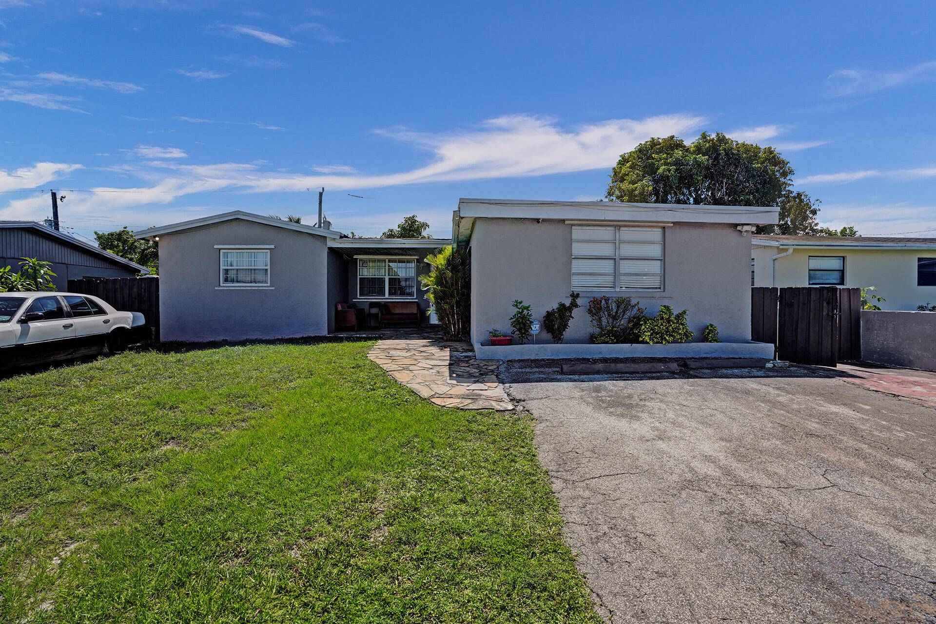 433 SW 28 AVE,  Fort Lauderdale,  FL 33312