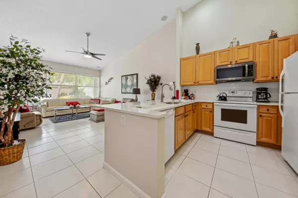 Delray Beach, FL 33445,279 E Coral Trace CIR