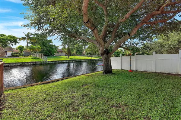 Lake Worth, FL 33462,3267 Gondolier WAY