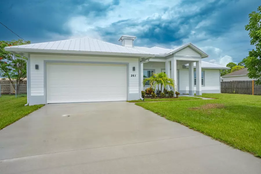 261 NW Biltmore ST, Port Saint Lucie, FL 34983