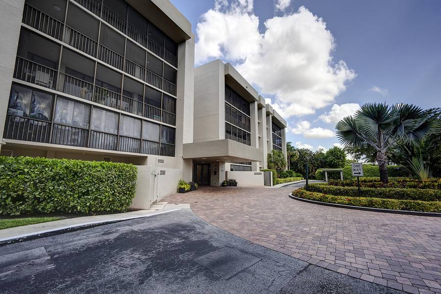 20080 Boca West DR 447, Boca Raton, FL 33434