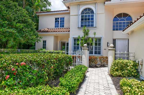 Boca Raton, FL 33496,5607 NW 24th TER