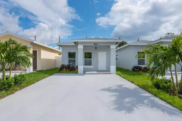 2831 Saranac AVE, West Palm Beach, FL 33409