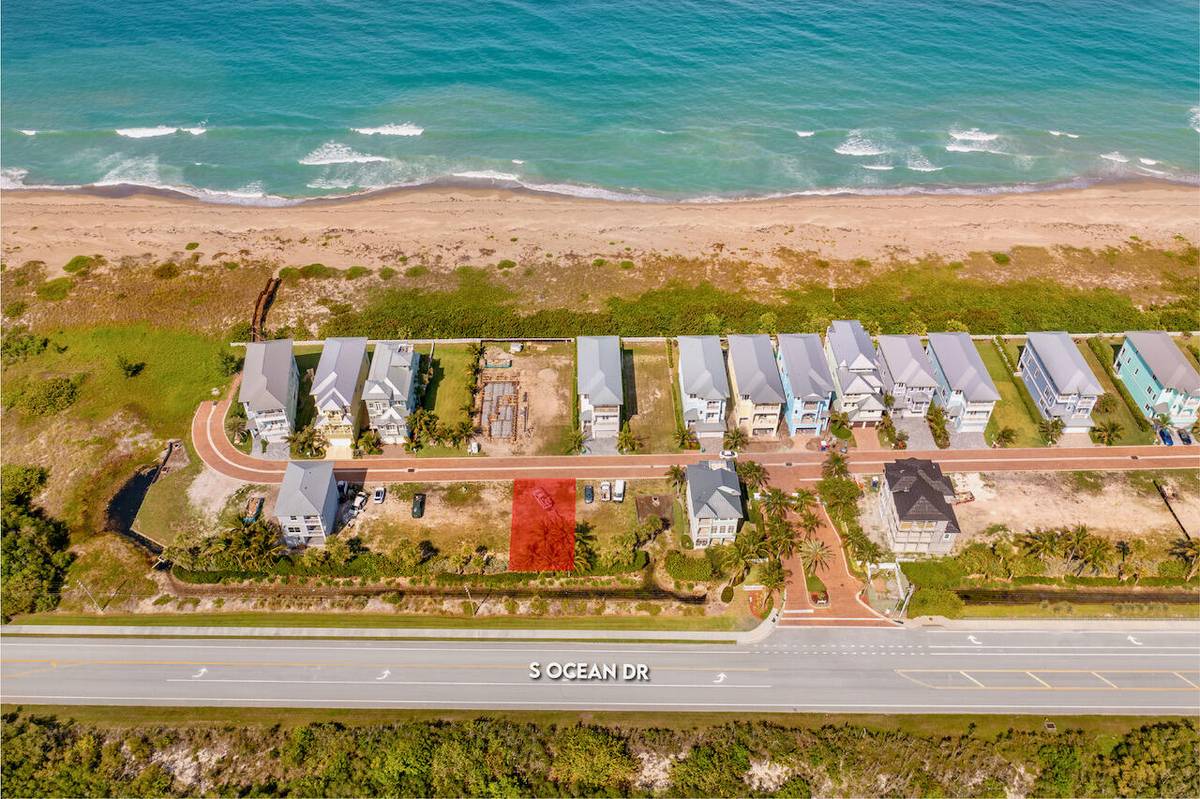 Hutchinson Island, FL 34949,4821 Watersong WAY