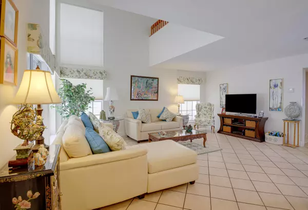 Boca Raton, FL 33486,5358 S 214th CT