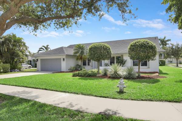 Delray Beach, FL 33445,721 Birdie CT