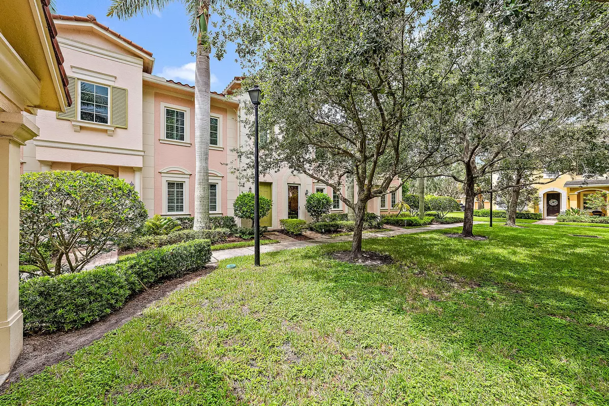 Jupiter, FL 33458,153 Glencullen CIR