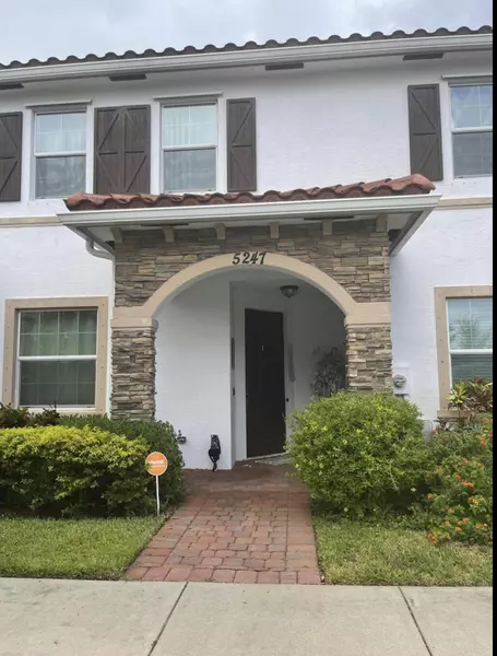 5247 Ellery Terrace TER, West Palm Beach, FL 33417