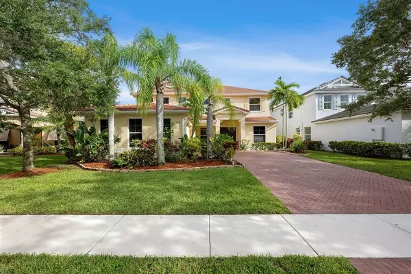 Royal Palm Beach, FL 33411,9326 Madewood CT