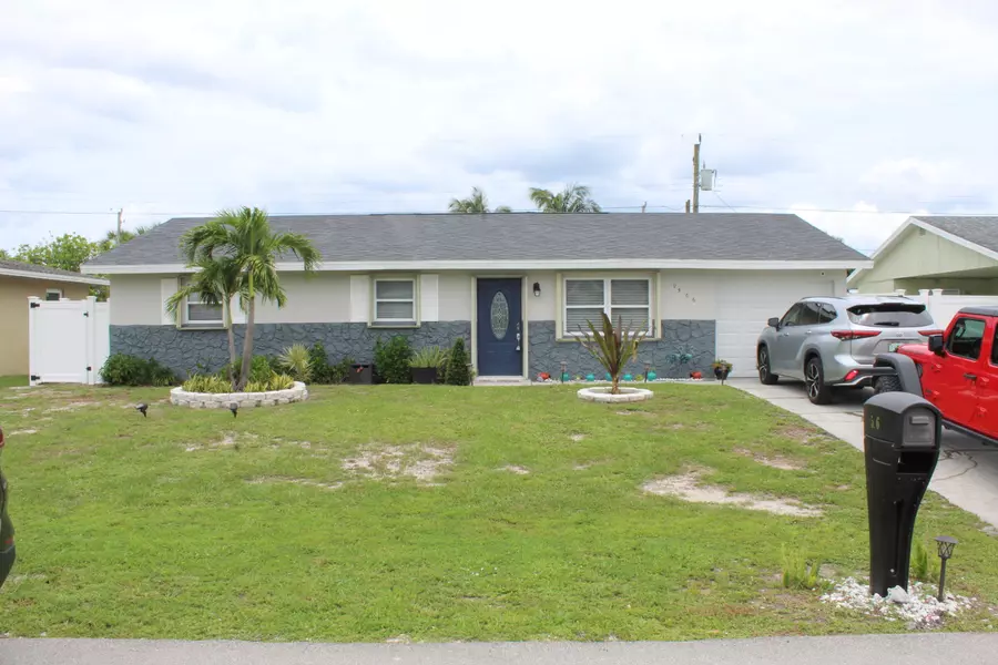 9506 Bellewood ST, Palm Beach Gardens, FL 33410