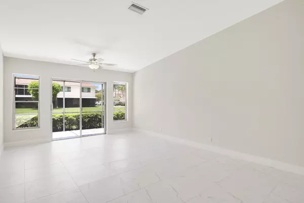 Boca Raton, FL 33496,8641 Sunbird PL